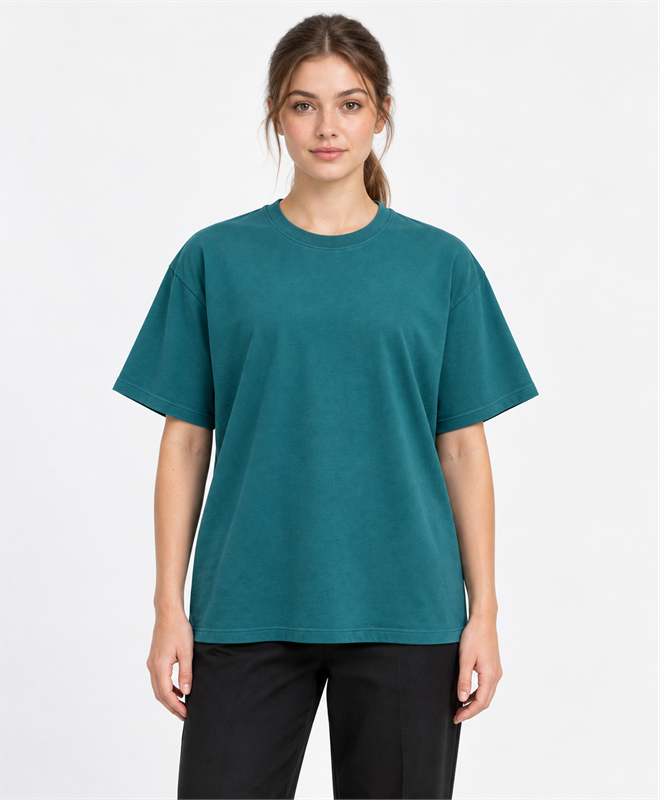 YELSOO Essential Crewneck Tee — Transformative Teal — women's model, front view