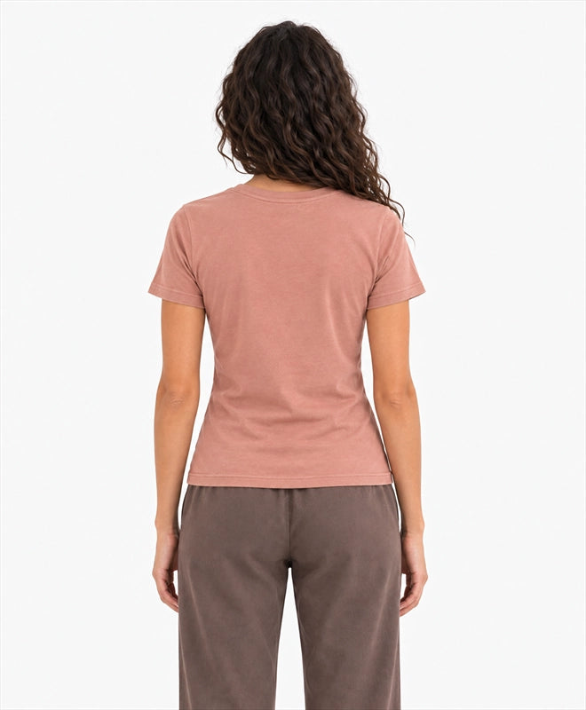 YELSOO women's Small Lives Vast Seas Seahorse Graphic Tee in Misty Coral — back model view